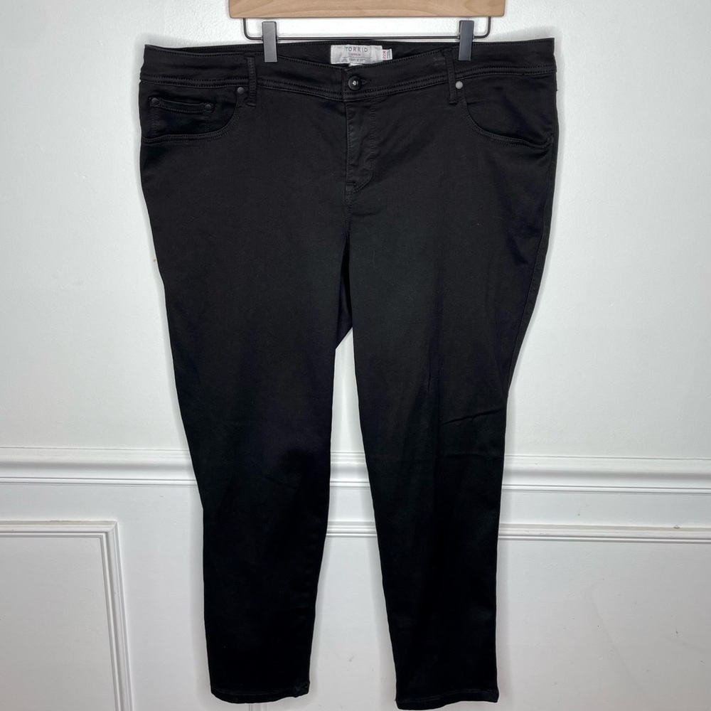 Torrid Denim Black Stretchy Skinny Jean Pant Womens Plus 22R